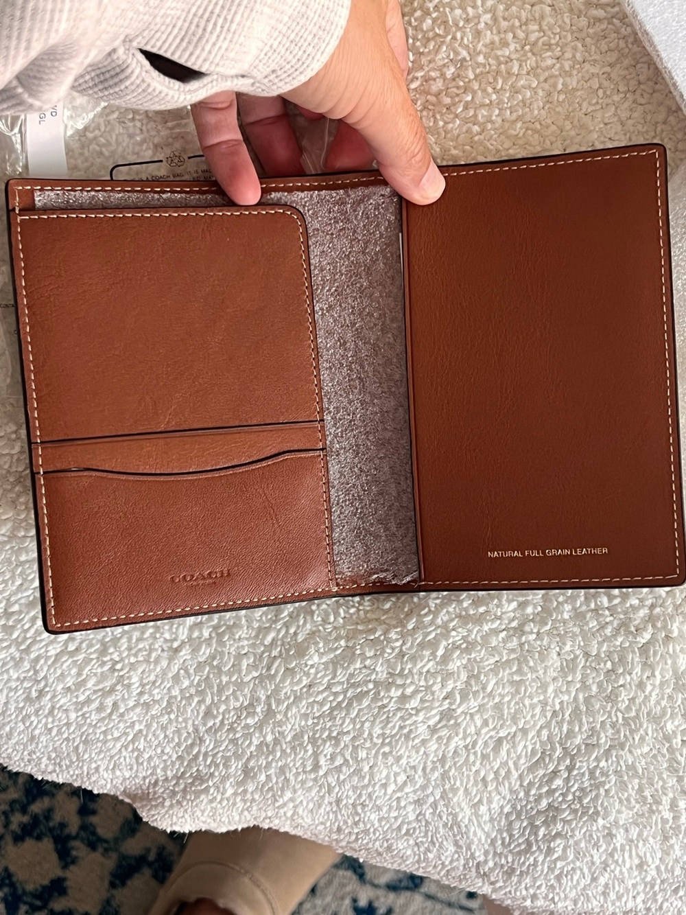 BRAND NEW IN ORIGINAL PACKAGING- Coach Brown Leather Passport Wallet - Picture 6 of 7